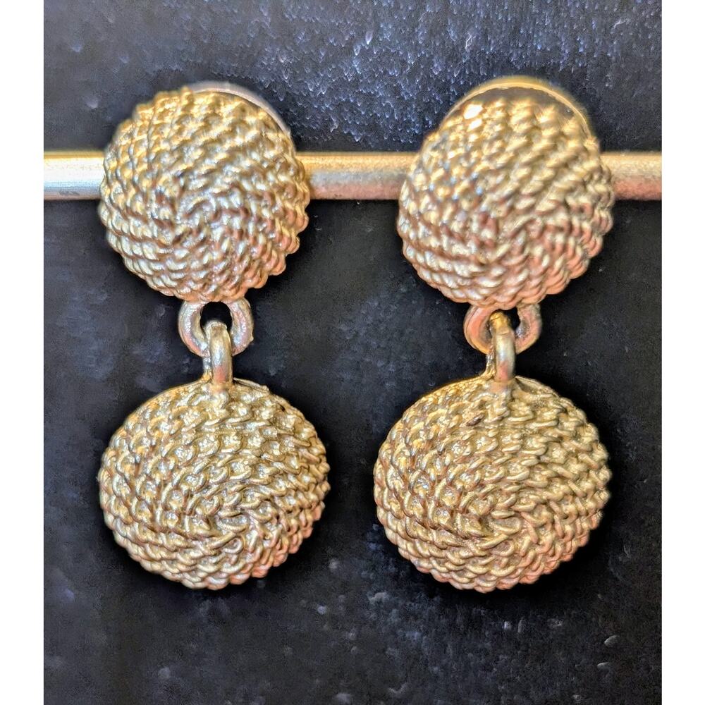 Vintage Ginnie Johansen GJD Designer Gold Tone Rope Dangle Pierced Earrings